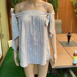 Off shoulder 100% cotton tie top size L